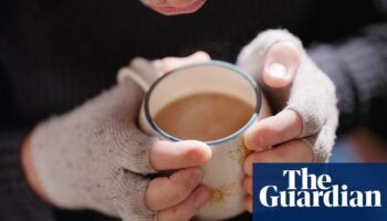 Winter fuel: 780,000 UK pensioners entitled to payment will lose it