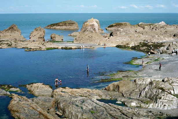 ‘Secret’ UK beaches you can only visit through hidden tunnels