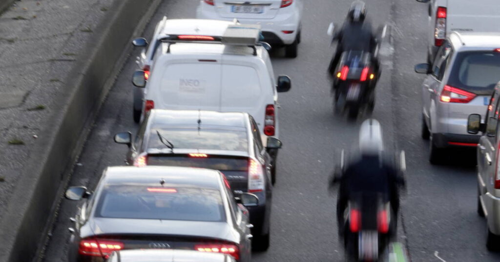 Avec le périphérique parisien à 50 km/h, c’est aussi la fin de l’inter-files pour les motards