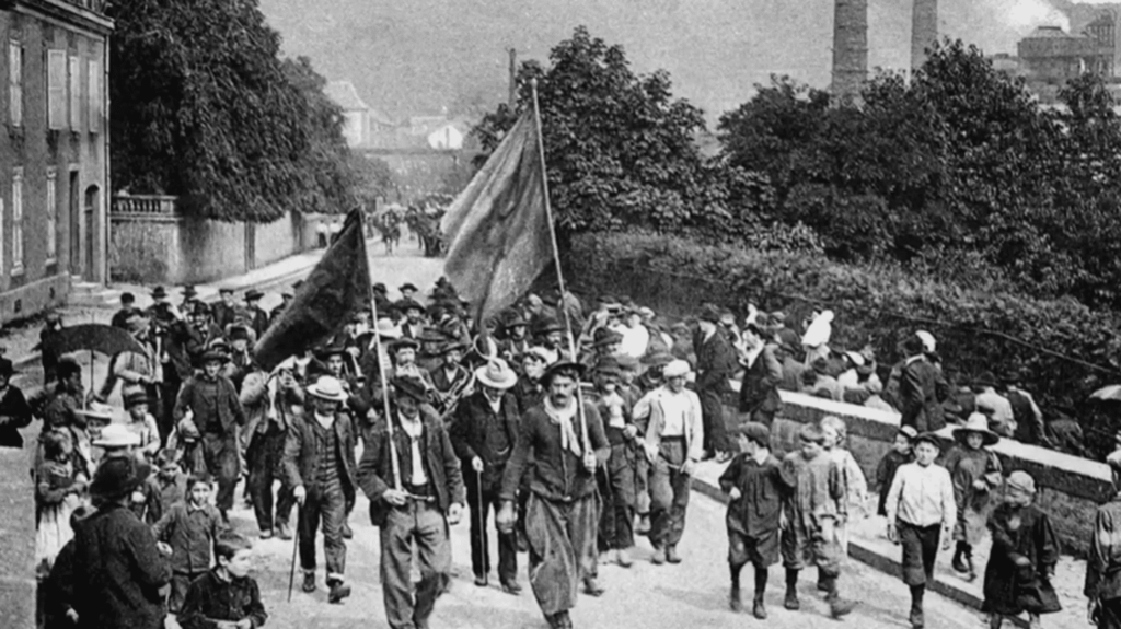 VIDEO. Dans le documentaire "Les Gens du Nord", retour sur la révolte des mineurs qui a permis la création du repos dominical