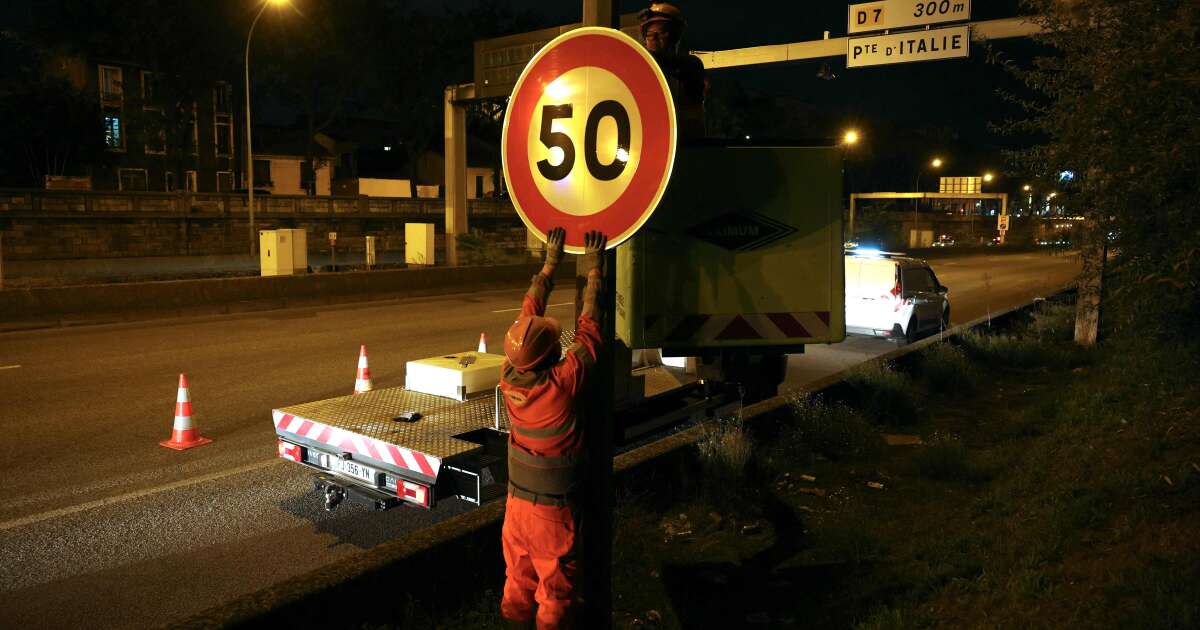 Le périphérique parisien passe à 50 km/h : la “bataille féroce” d’Anne Hidalgo