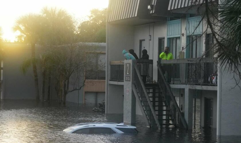 Une tornade de désinformation accompagne les ouragans Milton et Hélène