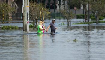 Au moins dix morts en Floride après le passage de l'ouragan Milton