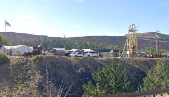 One person dead and multiple tourists trapped underground after failure in Colorado mine