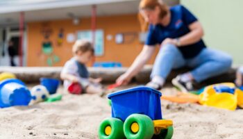 Kindertagesstätten: Bundestag beschließt Gesetz für bessere Qualität an Kitas