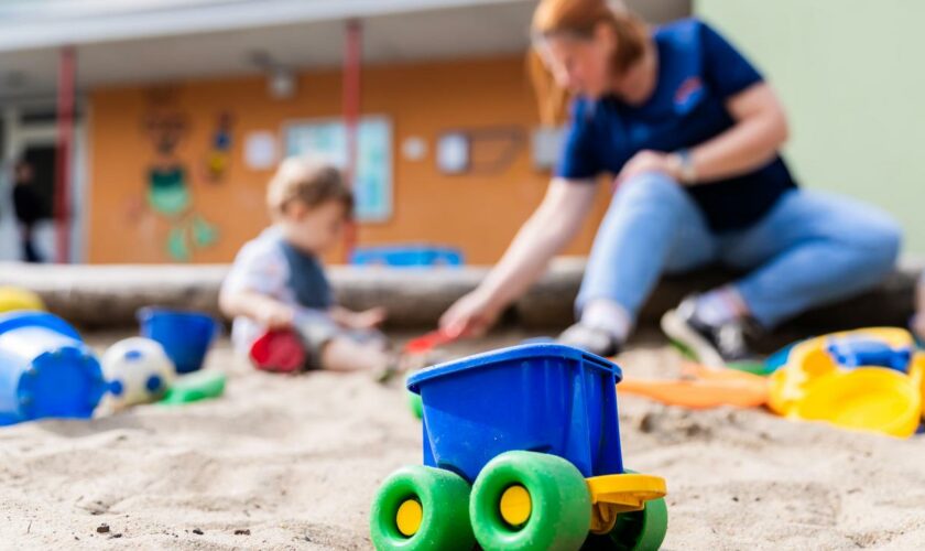 Kindertagesstätten: Bundestag beschließt Gesetz für bessere Qualität an Kitas