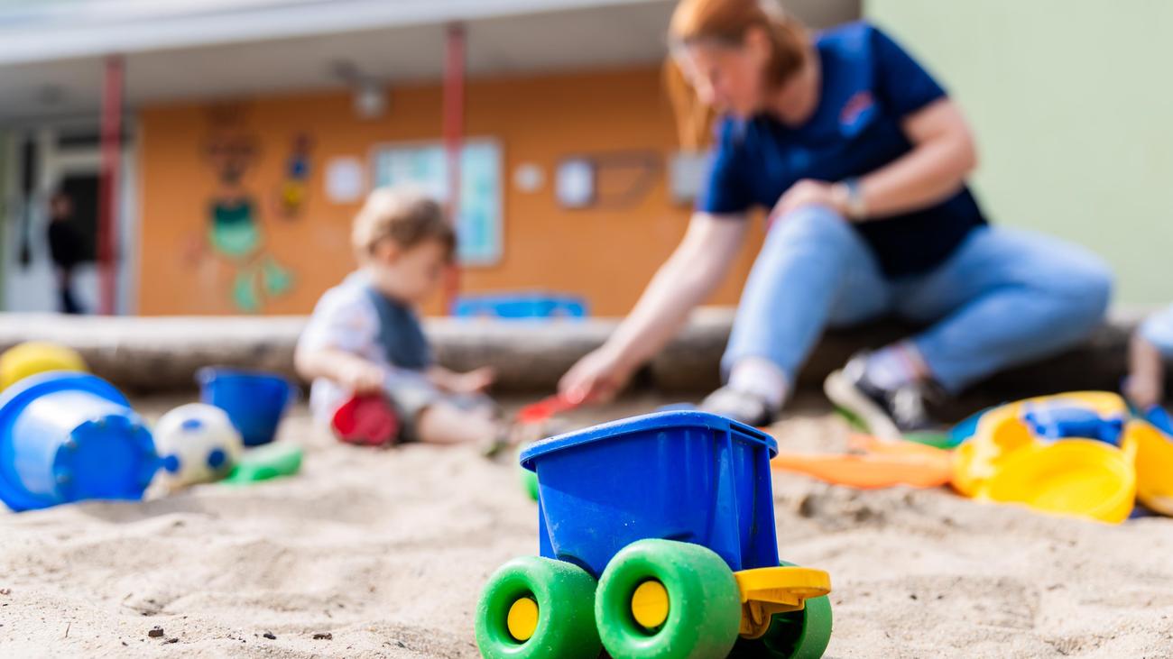 Kindertagesstätten: Bundestag beschließt Gesetz für bessere Qualität an Kitas