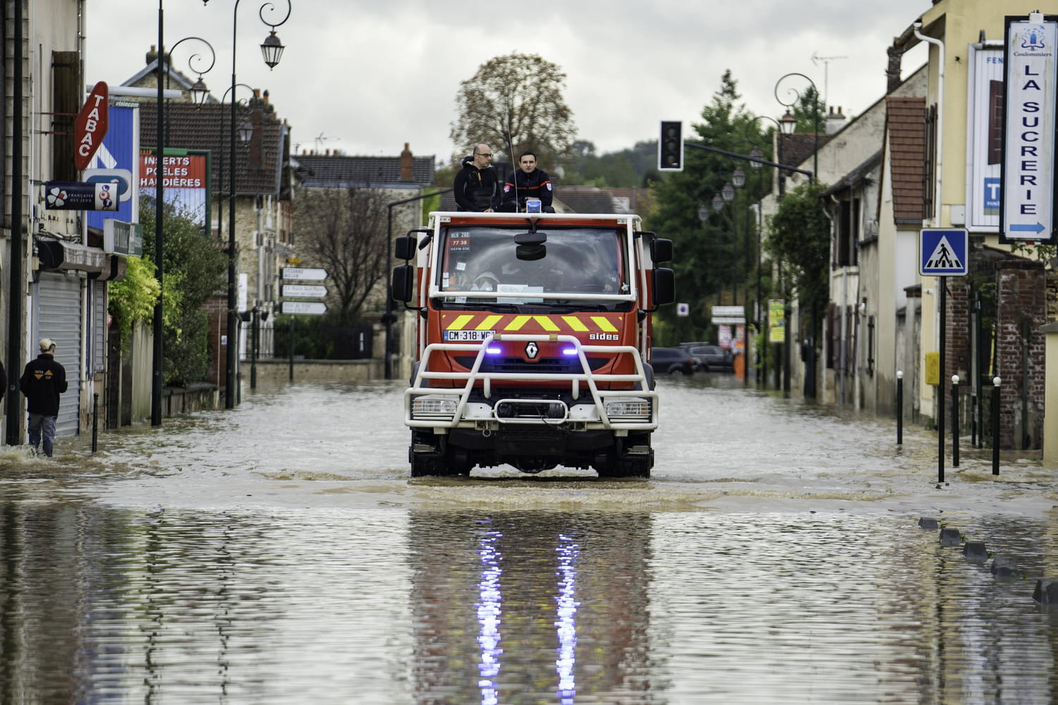 Tempête Kirk : encore des inondations et des vigilances rouges, de lentes décrues à venir