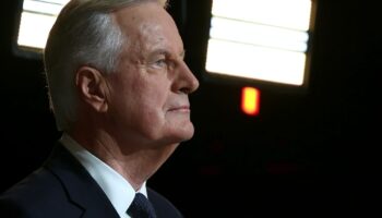 Le Premier ministre Michel Barnier le 3 octobre 2024 à Aubervilliers avant de passer dans l'émission "L'Evénement" sur France 2