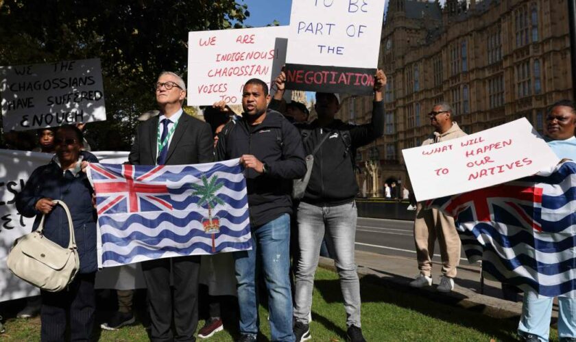 “Nous aurions préféré rester britanniques” : l’histoire tourmentée des habitants des Chagos