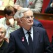 La ministre du Partenariat avec les territoires et de la Décentralisation Catherine Vautrin et le Premier ministre Michel Barnier à l'Assemblée nationale, le 1er octobre 2024