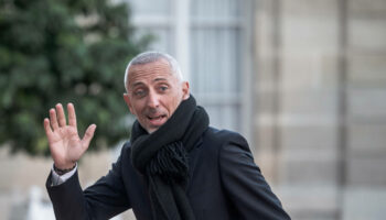 L’humoriste Gad Elmaleh va racheter le cabaret « Chez Michou »