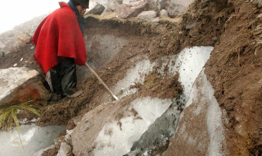 L’Équateur dit adieu à son dernier “chercheur de glace”