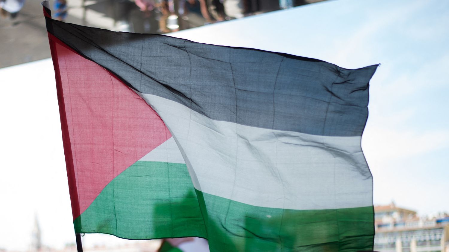 La justice suspend un arrêté municipal interdisant le drapeau palestinien à Mandelieu-la-Napoule dans les Alpes-Maritimes