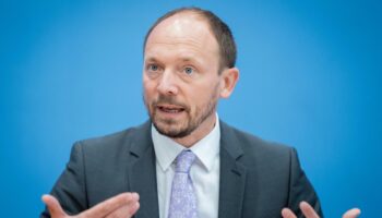 AfD-Verbotsantrag: Initiator Wanderwitz geht von baldigen Beratungen über AfD-Verbot aus