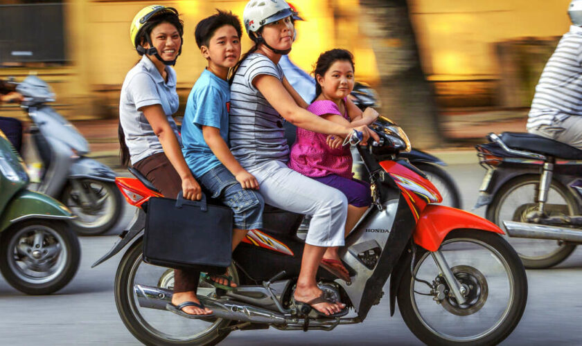 Bienvenue à Hô Chi Minh-Ville, la ville qui croule sous le poids des scooters