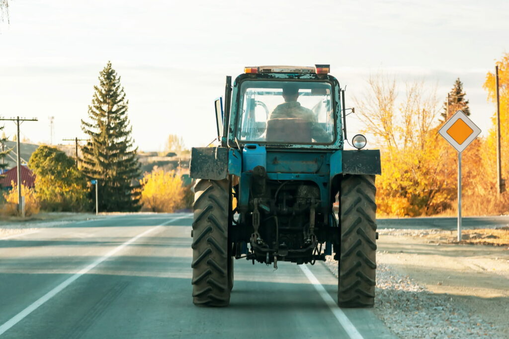 Peut-on dépasser un tracteur sur une ligne continue ? Il n'y a qu'une seule réponse