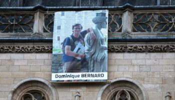 Attentat d’Arras : selon la veuve de Dominique Bernard, l’assaillant était «dangereux» dès le collège