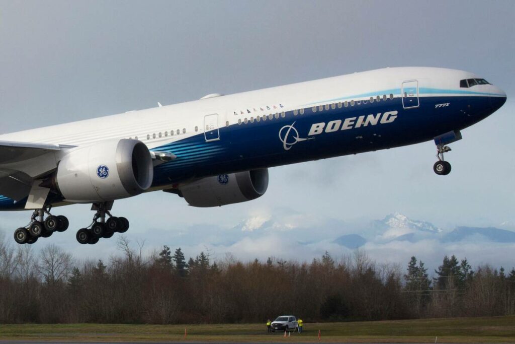 En difficultés financières, Boeing va supprimer environ 17 000 emplois dans le monde