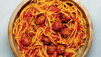 Boulettes au fenouil et linguine, la recette régressive signée Andrée Zana Murat