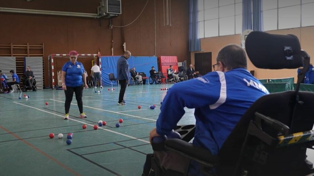 VIDEO. Dans le sillage de la médaille d'or paralympique d'Aurélie Aubert, l'engouement autour de la boccia