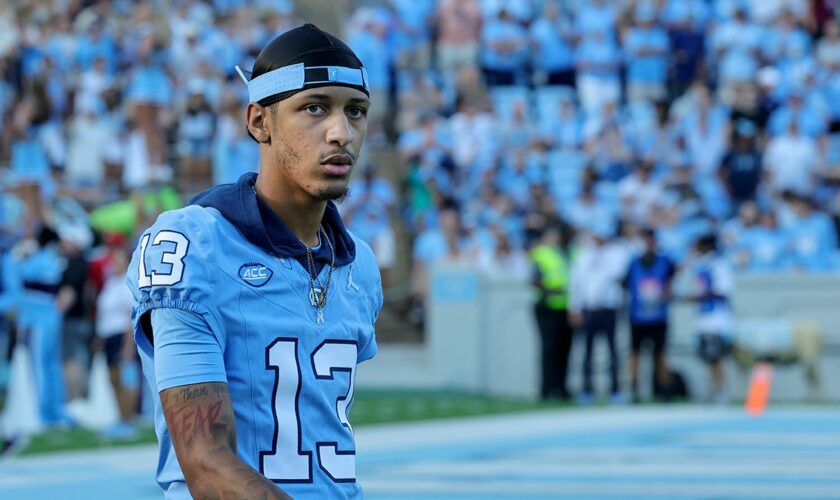 UNC player Tylee Craft dies at 23 of lung cancer; teammate scores touchdown wearing his jersey