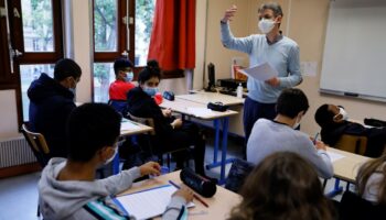 Cours sur la liberté d'expression au collège de la Grange-aux-Belles à Paris le 2 novembre 2020