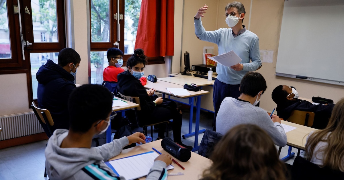 Cours sur la liberté d'expression au collège de la Grange-aux-Belles à Paris le 2 novembre 2020