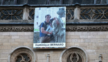 Hommage à Dominique Bernard à Arras : pourquoi aucun ministre présent ne fera de discours