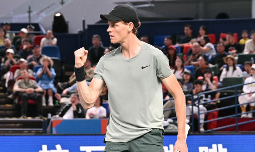 Tennis : Jannik Sinner remporte le Masters 1000 de Shanghai et prive Novak Djokovic d'un centième sacre