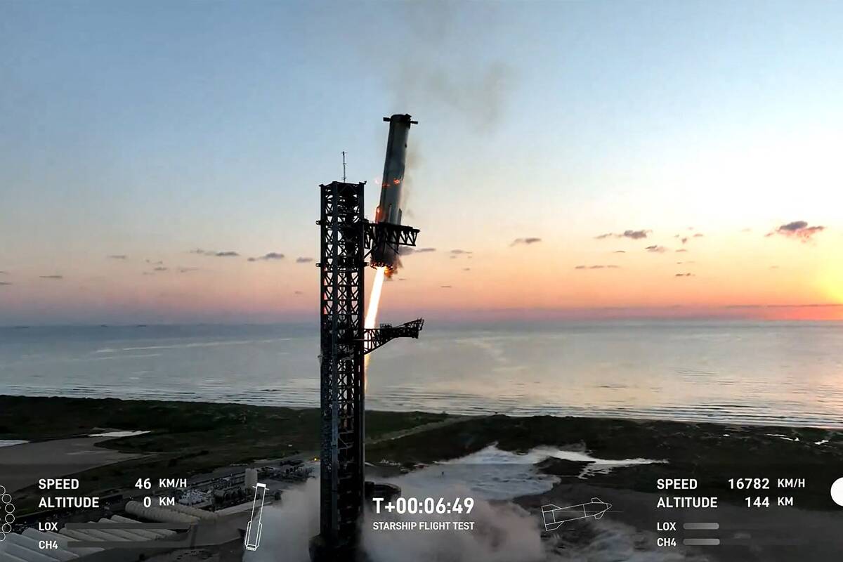 SpaceX rattrape en vol une partie de sa mégafusée Starship, une première cruciale