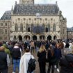 Arras rend hommage au professeur Dominique Bernard, un an après son assassinat