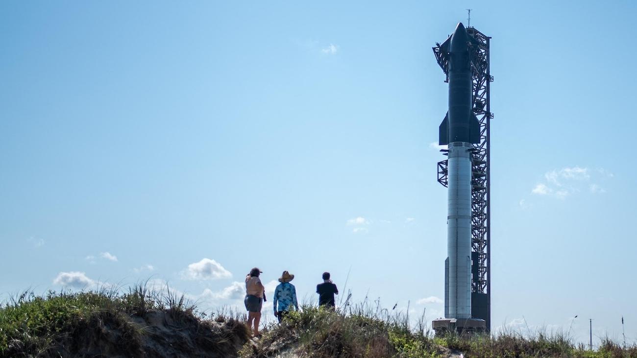 Starship: SpaceX fängt Trägerrakete mit riesigen Metallarmen ab