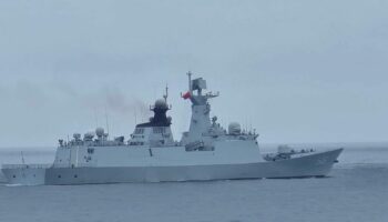 A Chinese warship navigates on waters near Pengjia Islet in northern Taiwan, in this handout image released May 23, 2024. Taiwan Coast Guard/Handout via REUTERS ATTENTION EDITORS - THIS IMAGE WAS PROVIDED BY A THIRD PARTY. NO RESALES. NO ARCHIVES. BEST QUALITY AVAILABLE