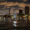 Le 21 juillet 2024, Madeg et Morgane réalisent de premiers essais sur la Seine, près du pont Mirabeau. La préfecture, observatrice à bord d’un bateau, autorise formellement le cheval à naviguer.