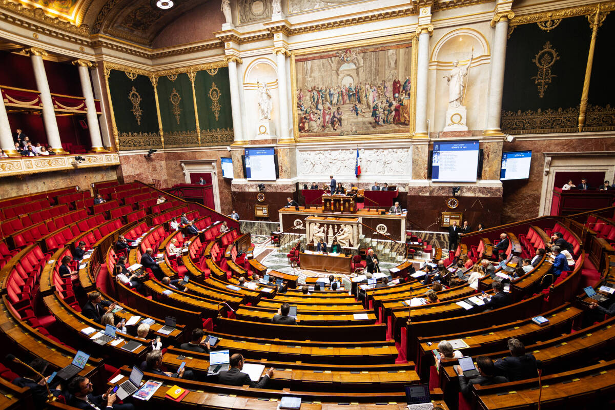 Budget 2025 : près de 1 900 amendements déposés à l’Assemblée