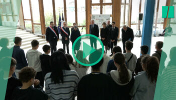 Morts de Samuel Paty et Dominique Bernard : la minute de silence de Michel Barnier à Conflans-Sainte-Honorine