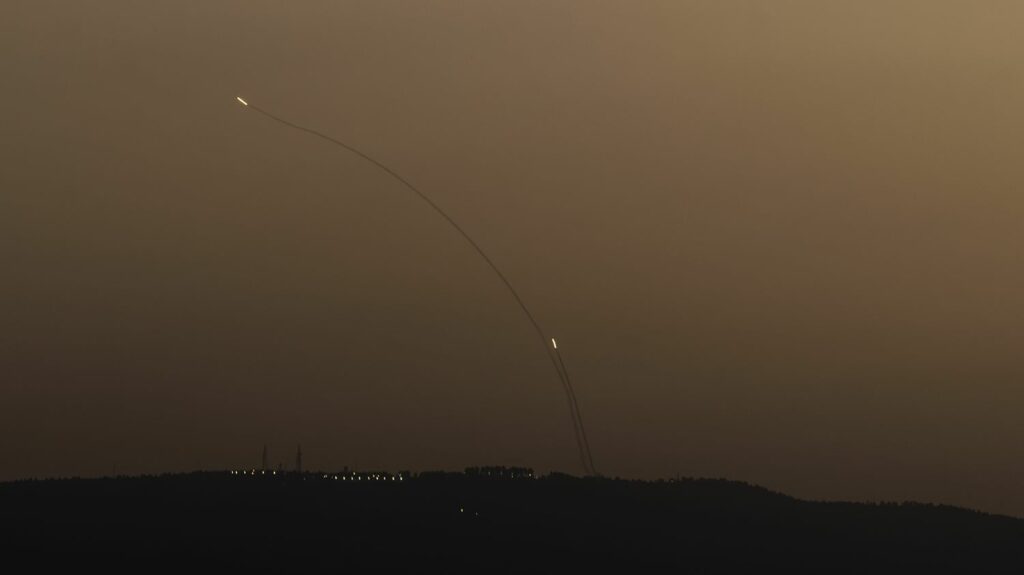 DIRECT. Guerre au Proche-Orient : le Hezbollah affirme avoir lancé une "salve de roquettes" sur Safed, dans le nord d'Israël