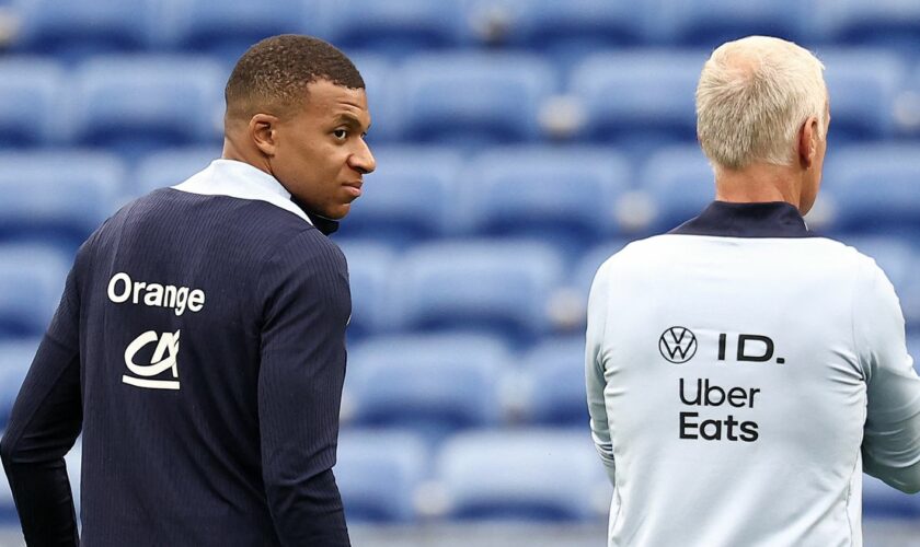 Le contexte autour de Kylian Mbappé n'est "pas une bonne chose pour l'équipe de France", regrette Didier Deschamps