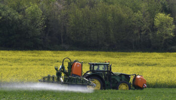 Pesticides : la pollution des eaux « très sous-estimée » faute de surveillance, selon Générations Futures