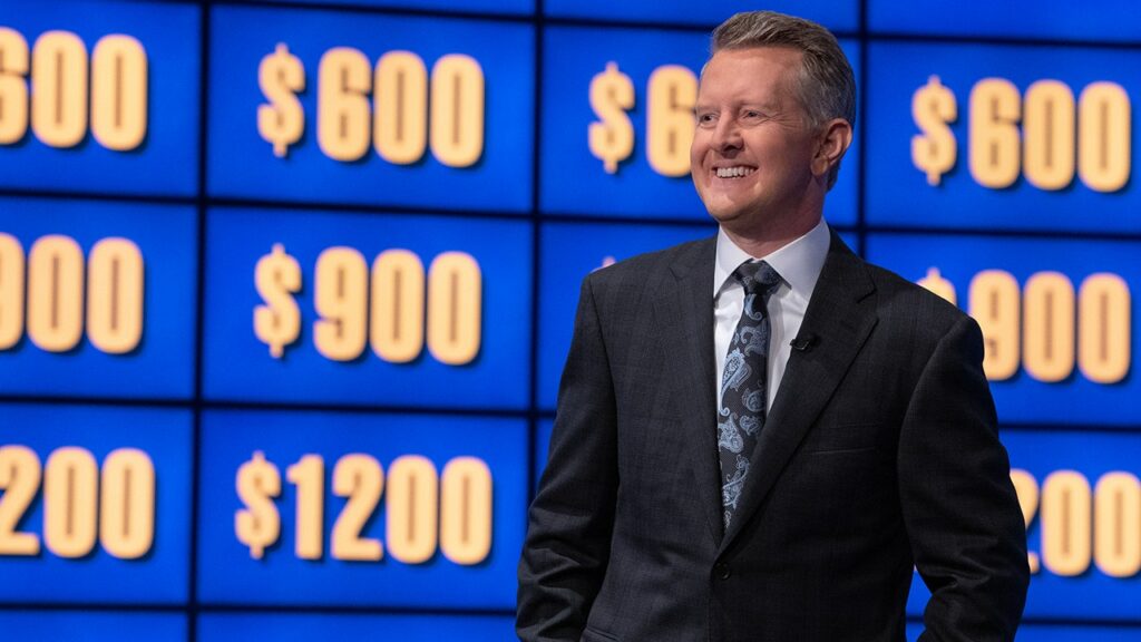 'Jeopardy!' fans outraged after contestant receives questionable ruling: 'Ken Jennings blows it again'