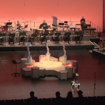 Un robot pour diriger un orchestre : c’est qui le chef ?