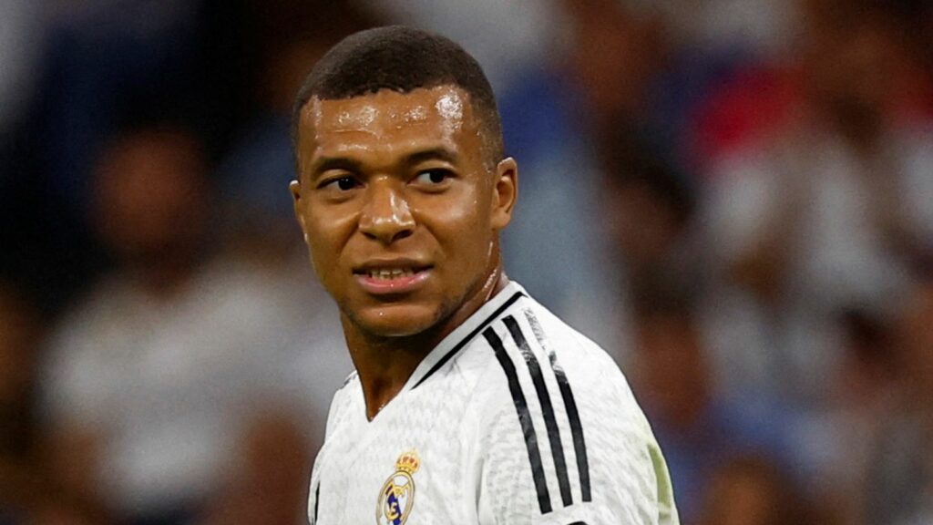 FILE PHOTO: Soccer Football - LaLiga - Real Madrid v Real Betis - Santiago Bernabeu, Madrid, Spain - September 1, 2024 Real Madrid's Kylian Mbappe reacts REUTERS/Susana Vera/File Photo