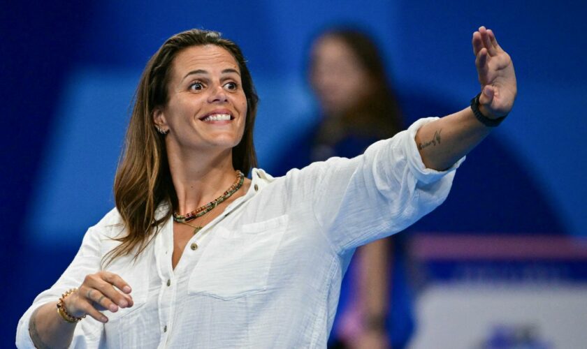 Pourquoi la reconversion de Laure Manaudou vers la kinésiologie fait des vagues