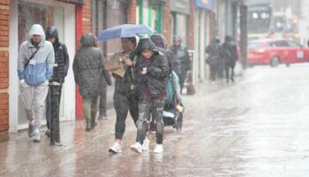 Met Office issues wind warning - as heavy rain hits parts of UK