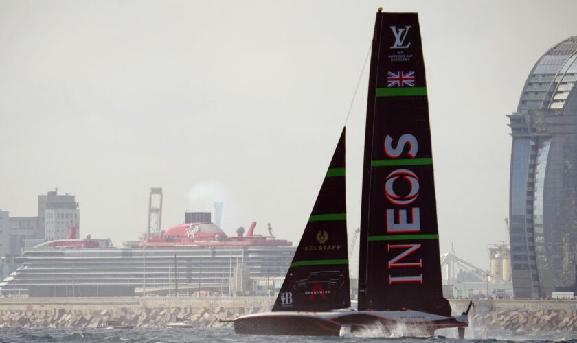 Coupe de l'America : Ineos Britannia relève la tête face à Team New Zealand