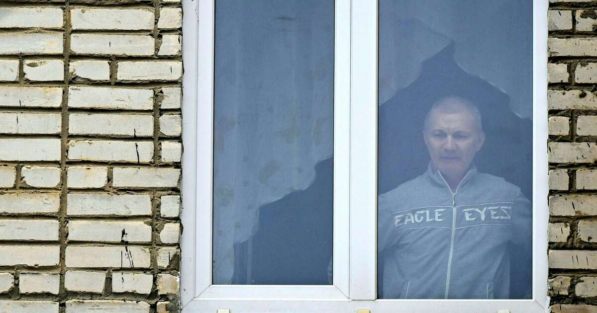 Deux ans de prison pour un dessin : les retrouvailles d’Alexeï Moskalev et de sa fille