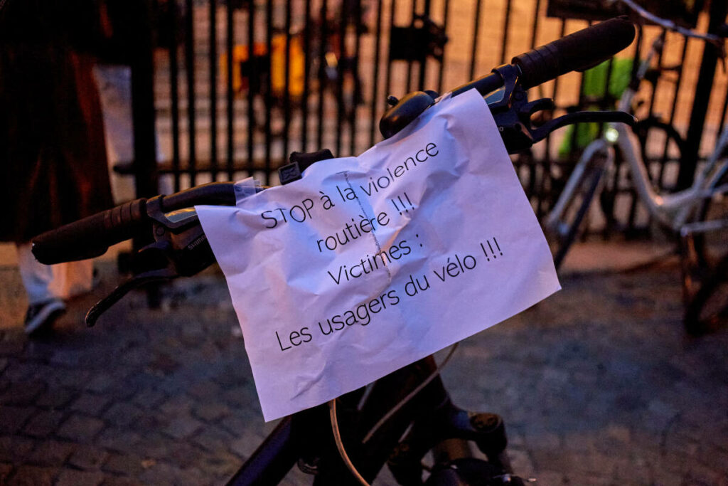 Mort d’un cycliste renversé par un SUV à Paris : « Un usage de l’espace public à réguler », selon le préfet de police Laurent Nuñez