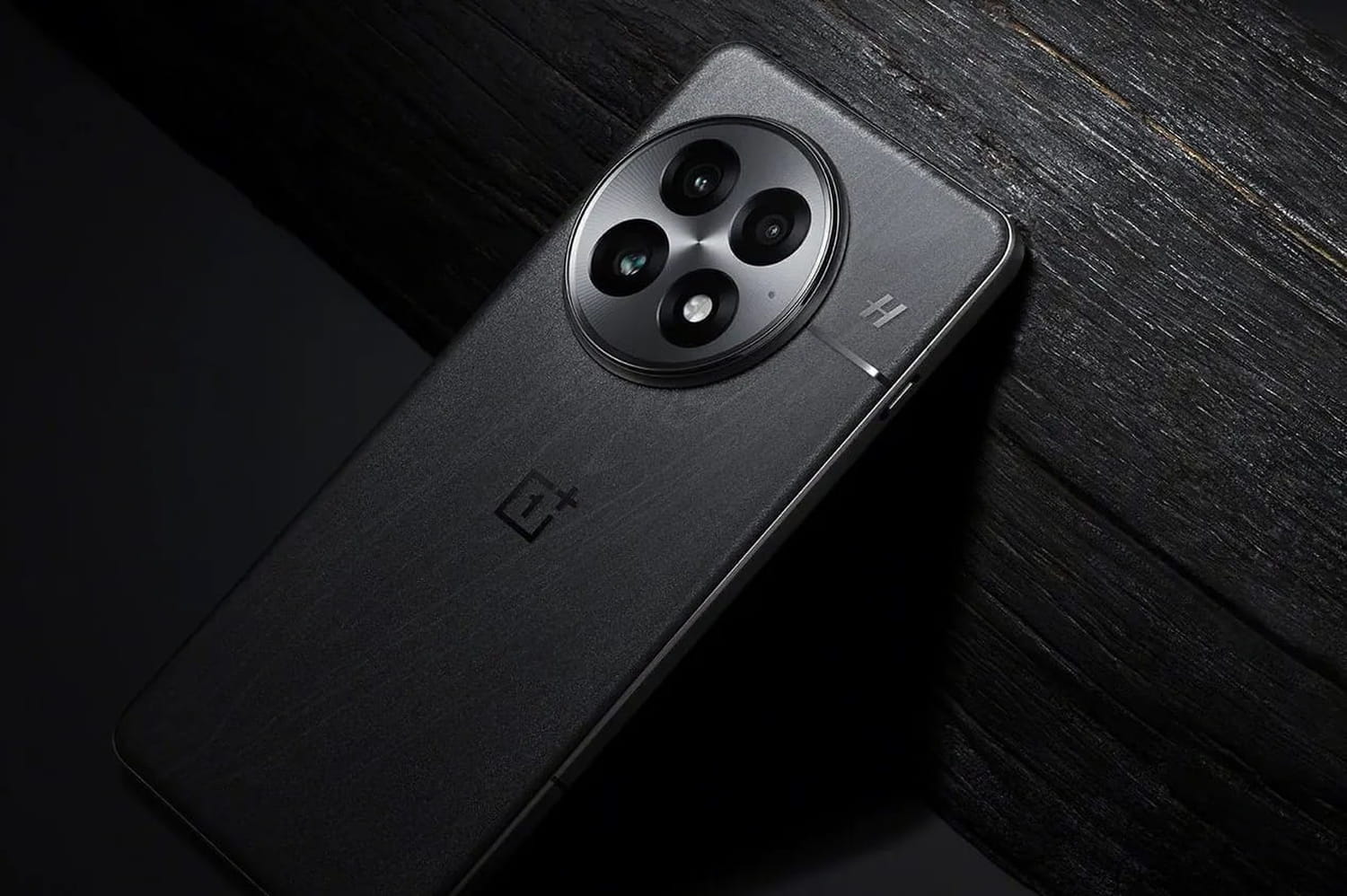 OnePlus 13 : une première image pour l'un des plus puissants smartphones au monde