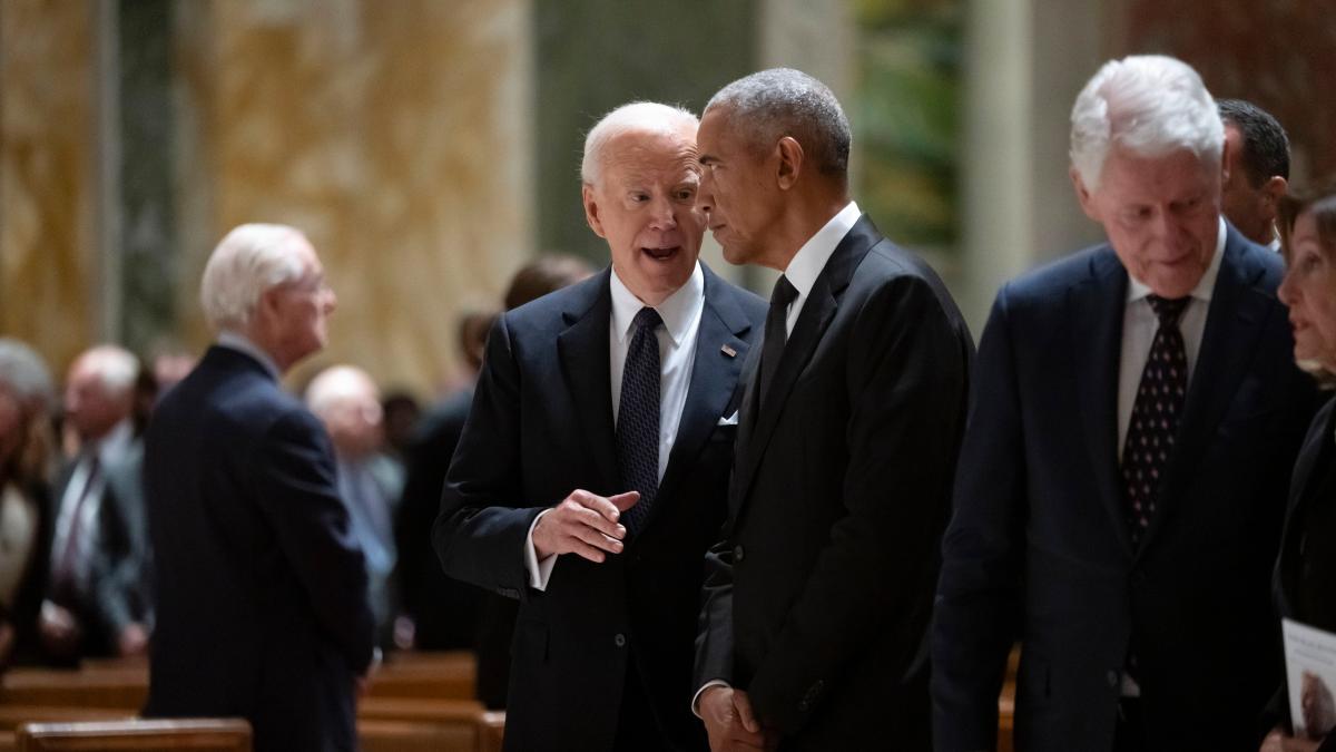 „Sie ist nicht so stark wie ich“, soll Biden Obama in der Kirche zugeflüstert haben